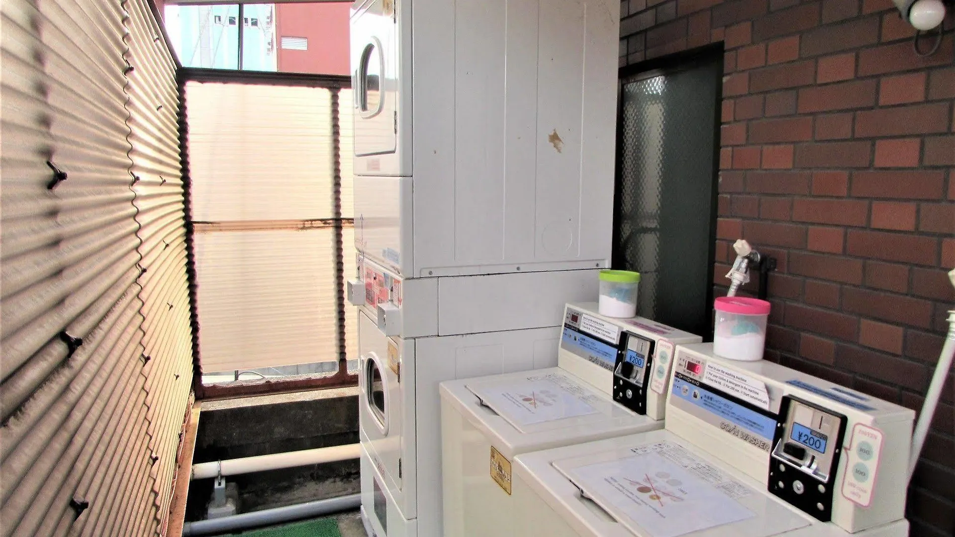 Khaosan Tokyo Laboratory Hotel 0*,